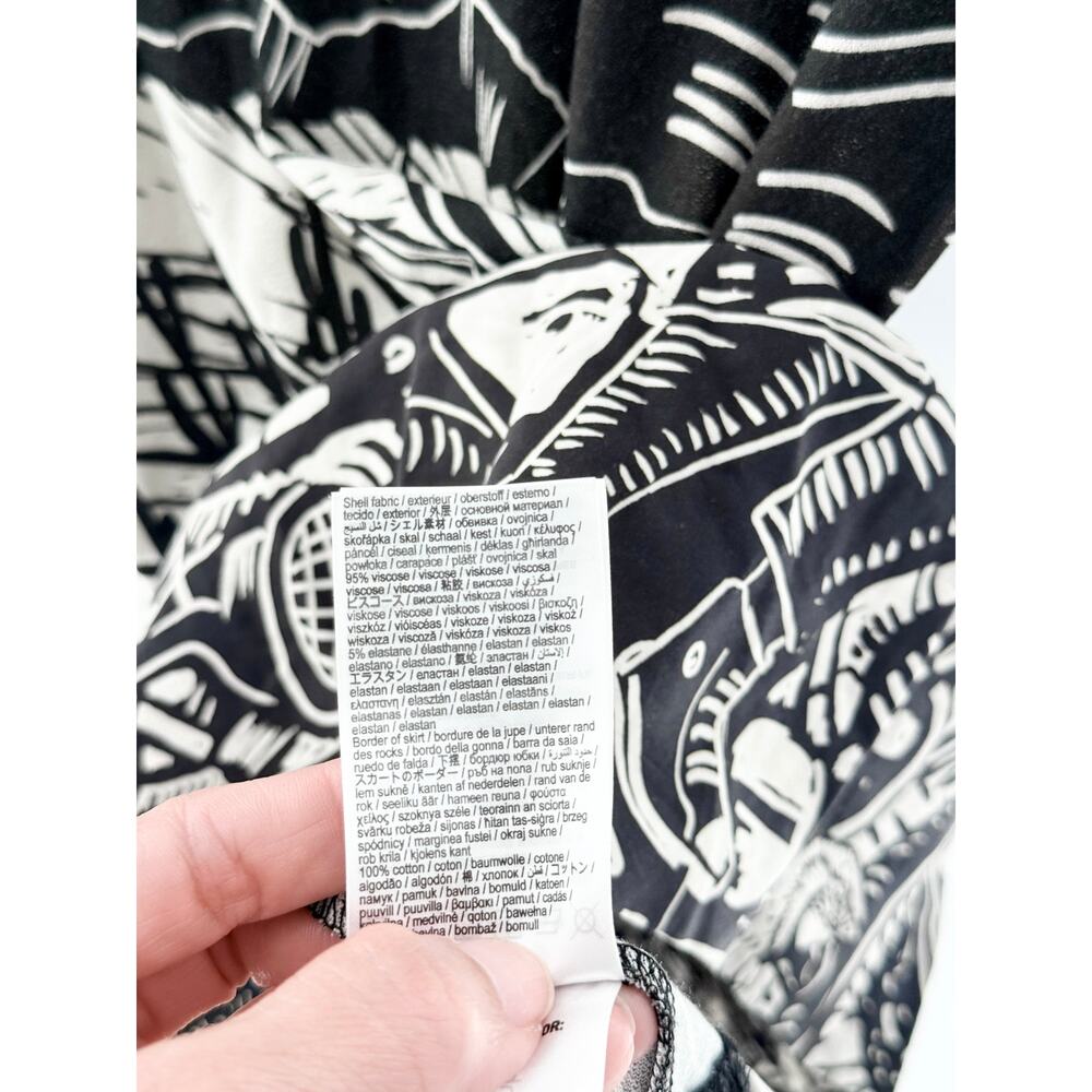 NWT FARM Rio Ruta Colorblock Ruffled Hem Mini Dress Black White Womens Large - Picture 6 of 6